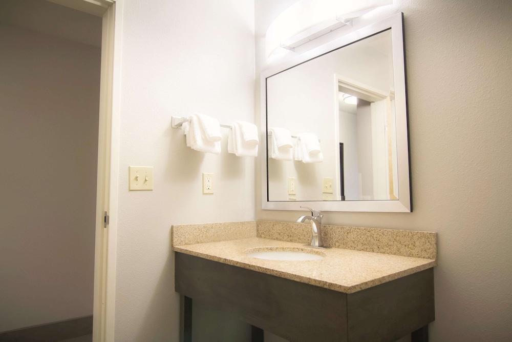 Hotel La Quinta By Wyndham Fairbanks Airport Esterno foto