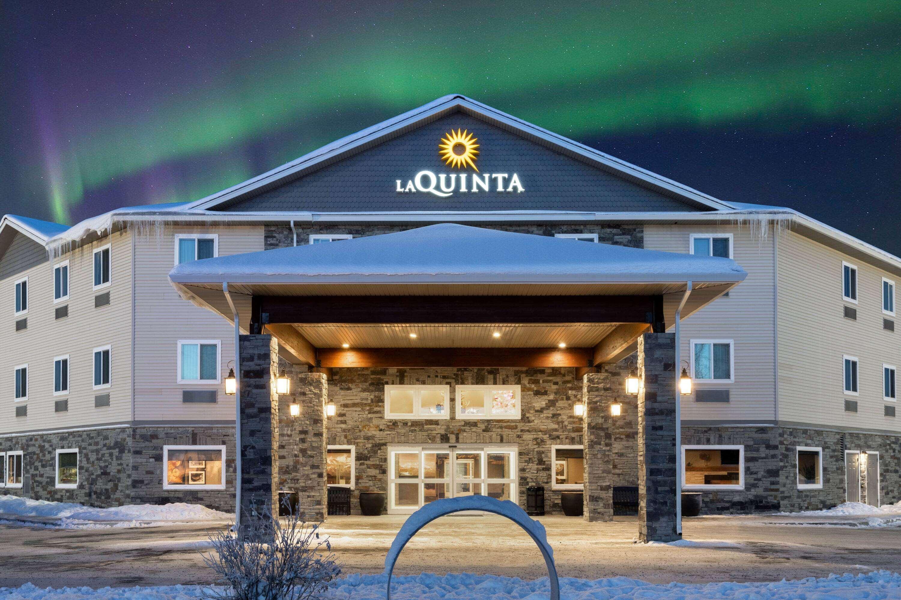 Hotel La Quinta By Wyndham Fairbanks Airport Esterno foto