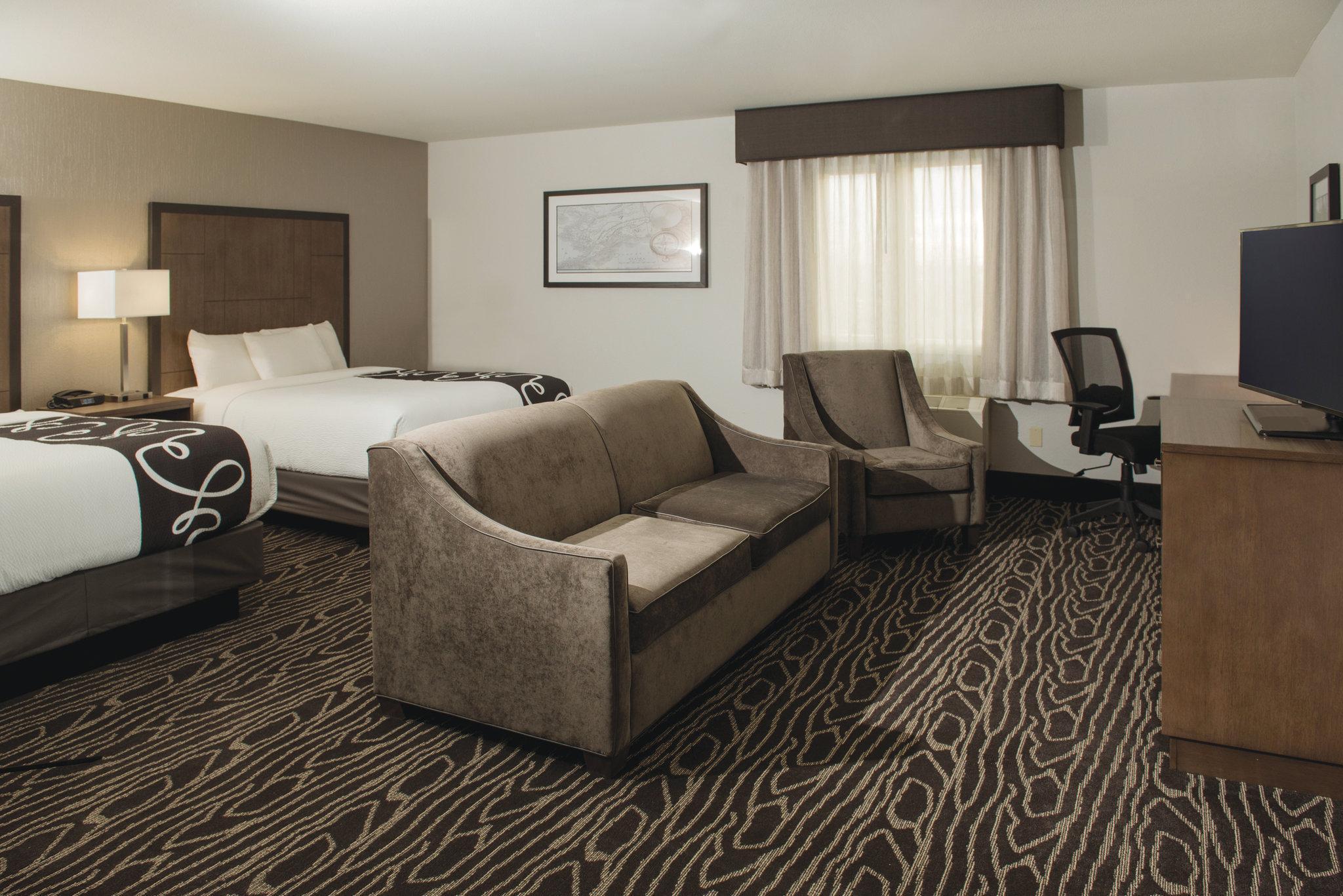 Hotel La Quinta By Wyndham Fairbanks Airport Esterno foto