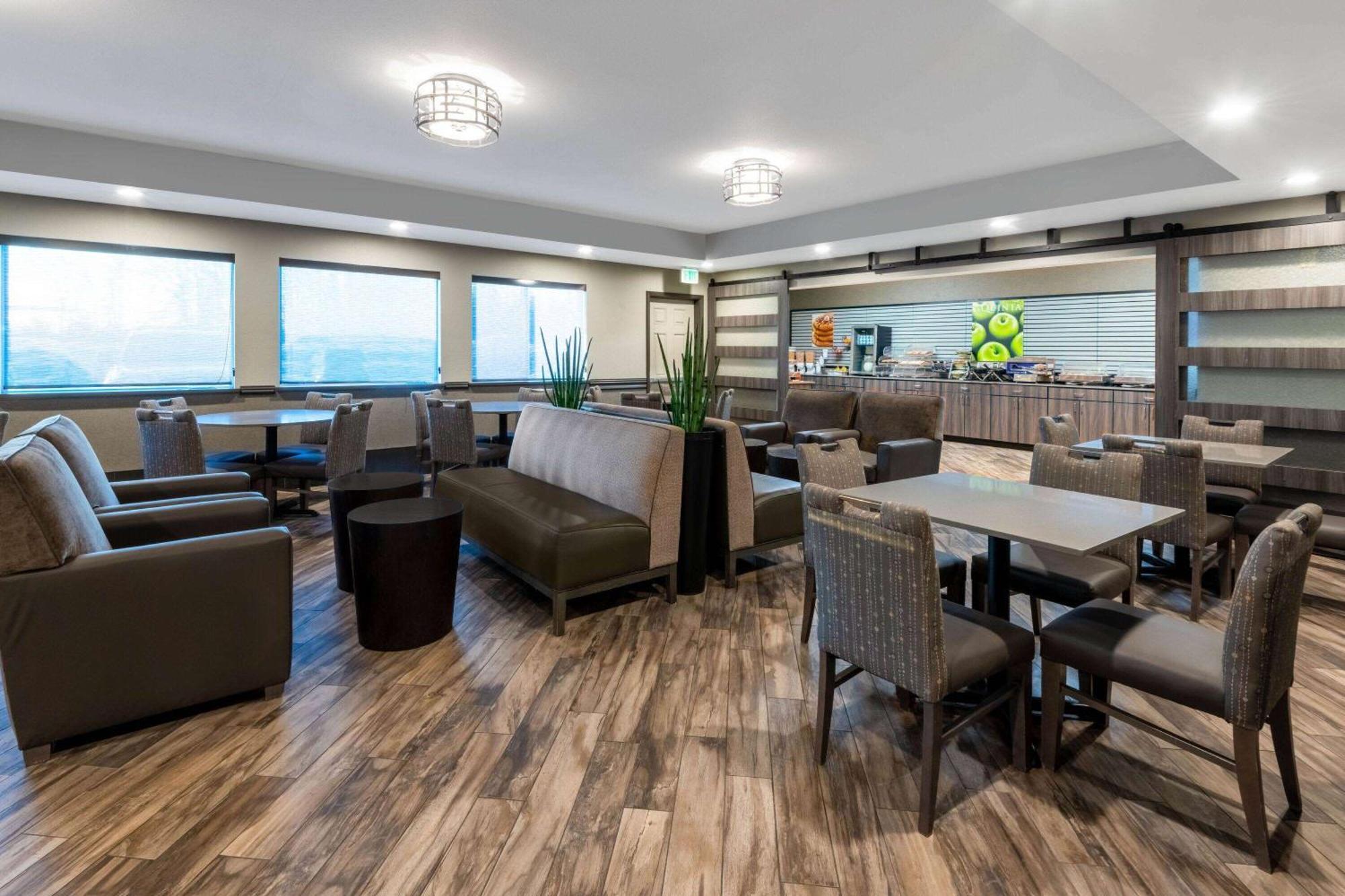 Hotel La Quinta By Wyndham Fairbanks Airport Esterno foto
